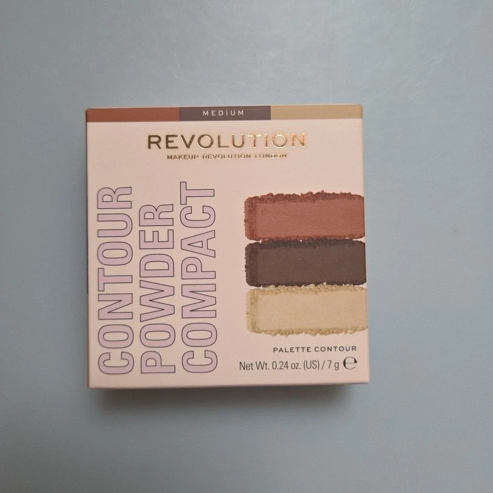 Makeup Revolution London Contour Powder Compact MEDIUM 0.24‎ oz Palette